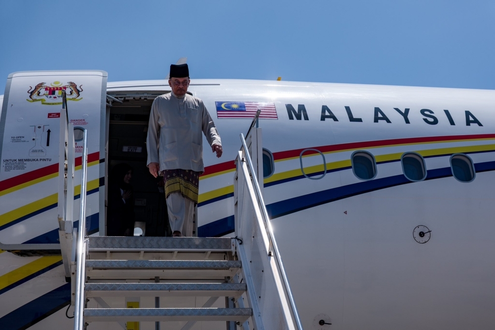 Anwar in Sabah for full-day itinerary including audience with Musa Aman, launch of Madani Rakyat initiatives
