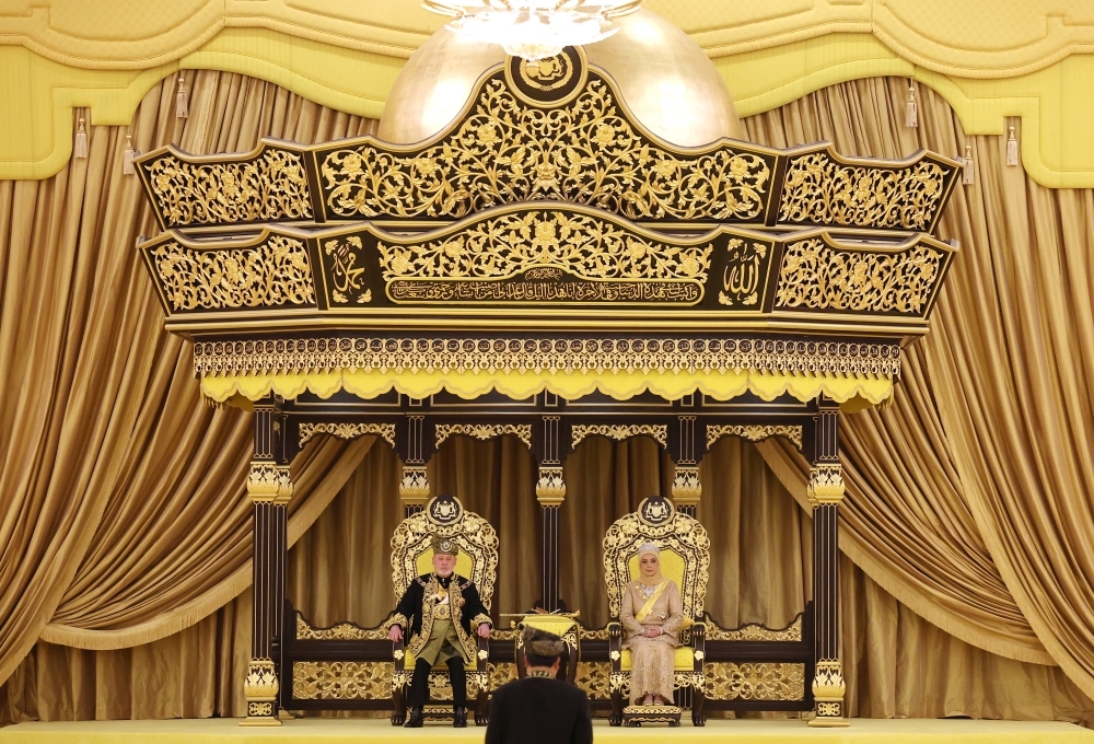 ‘Harmony through understanding': King, Queen urge unity in Wesak Day message to Malaysians