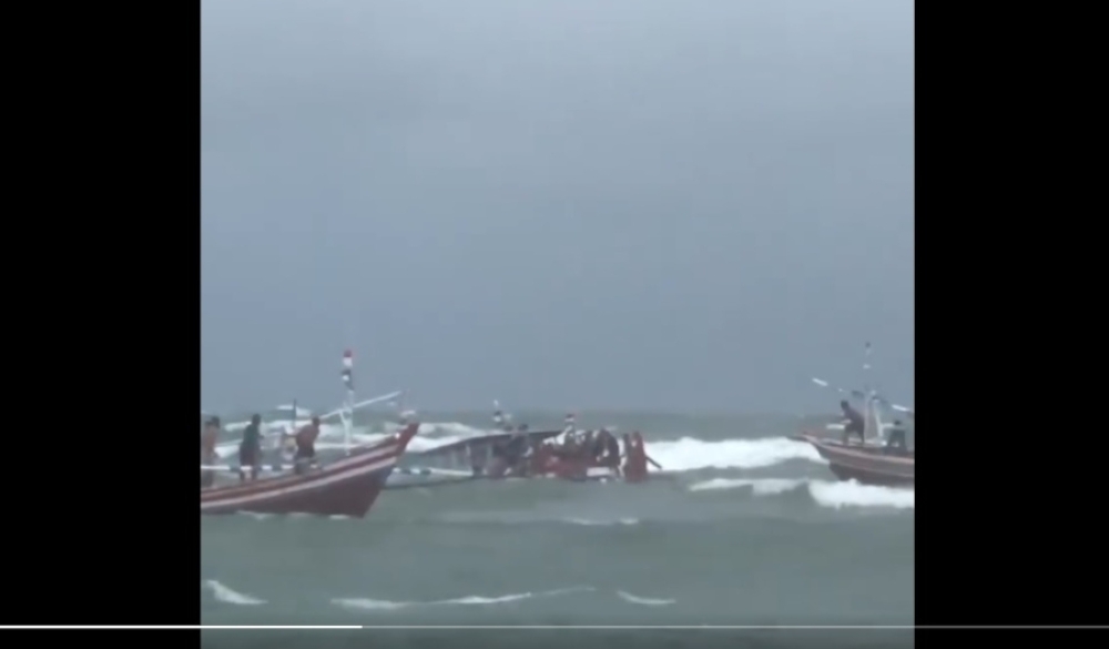 Seven dead after tourist boat capsizes off Sumatra, over 100 aboard