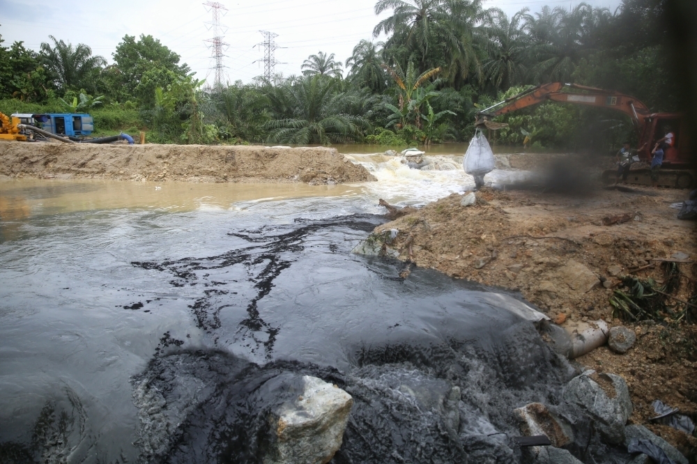 RM1m fine, mandatory jail time: Selangor to toughen water pollution law, empower enforcers to snare culprits quickly