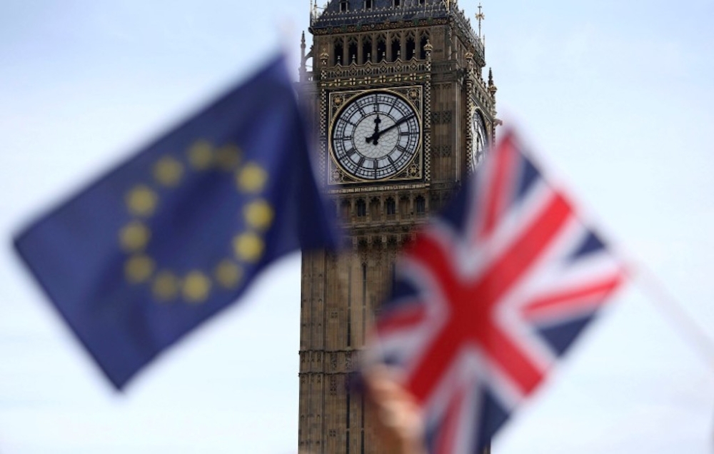 UK's Starmer seeks EU reset on e-gates, food trade and defence cooperation, balancing concessions with benefits for Britons