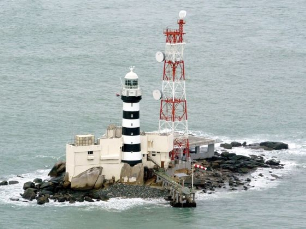 Singapore coordinates rescue of 30 crew members after Indonesian vessel capsizes near contested Pedra Branca
