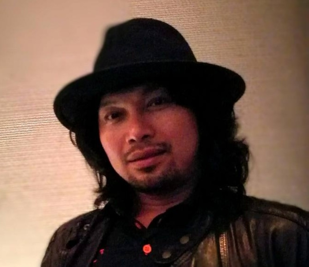 Thai rock icon Sek Loso sentenced to over three years for guns and drugs