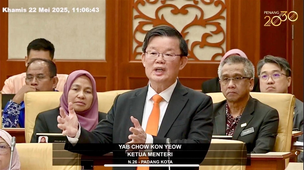 Chow Kon Yeow says Penang buys new cars for state excos every six years