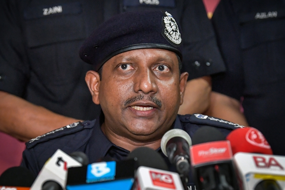 Online scams and fraud push Selangor's commercial crime losses over RM300m in just four months, says police chief