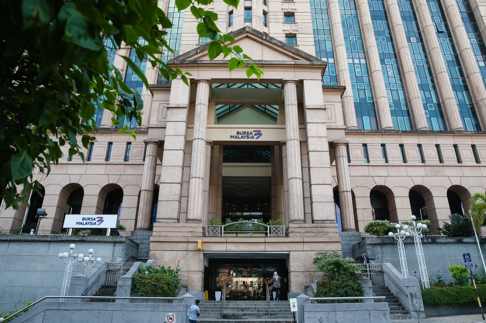 Modest rebound for Bursa next week on selective bargain hunting, says analyst