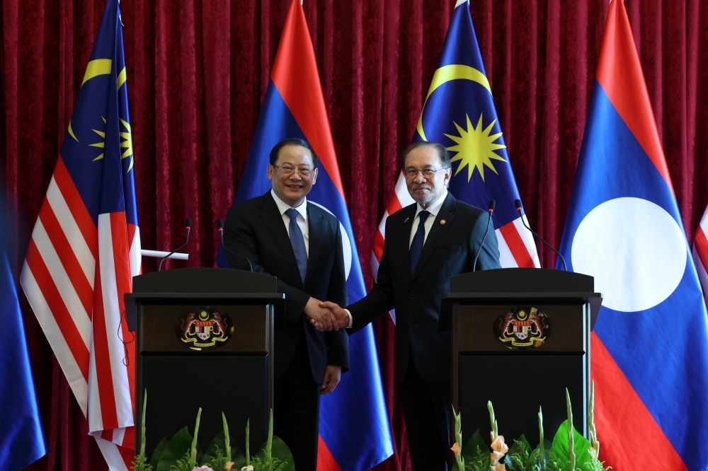 Anwar: Malaysia, Laos reaffirm support for Timor-Leste's Asean membership bid