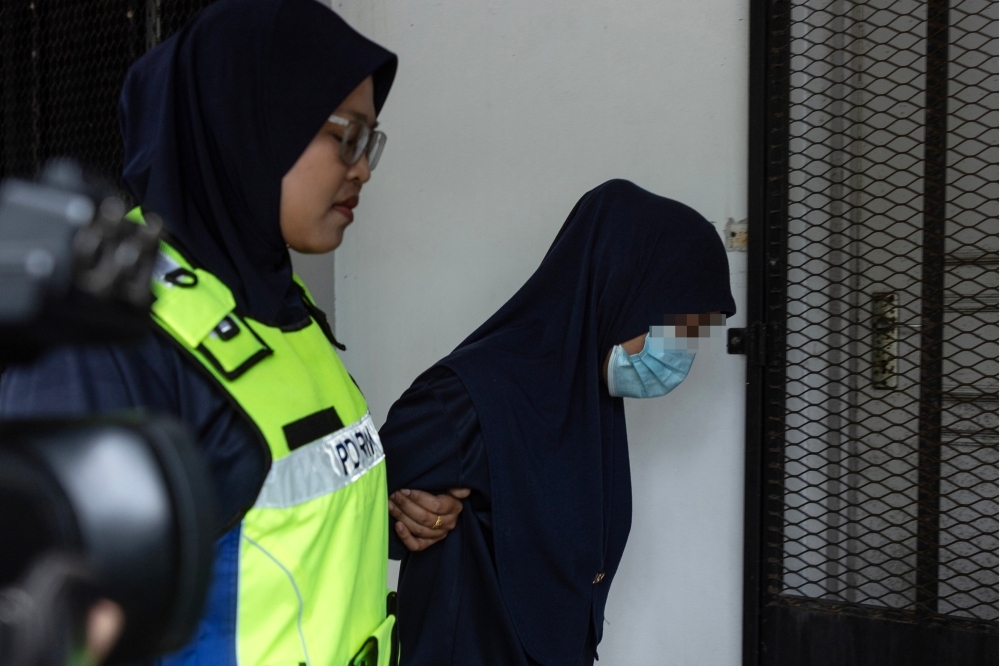 Kelantan cops seek chemical clues at rubber factory in spa acid attack case