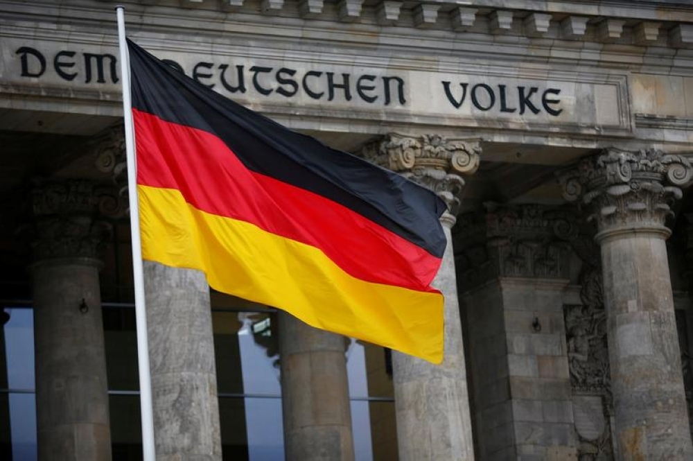 Germany overtakes Japan as world top creditor for first time since 1991, China places third