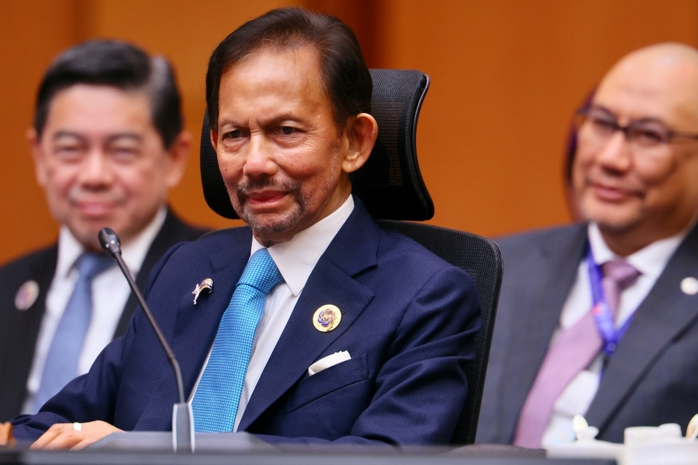 Sultan of Brunei in good health, resting at IJN after feeling tired