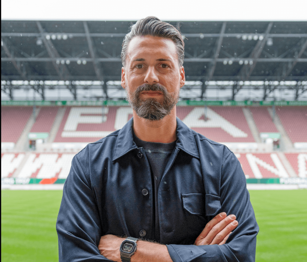 Wagner walks from Germany national duty to lead Augsburg club's charge