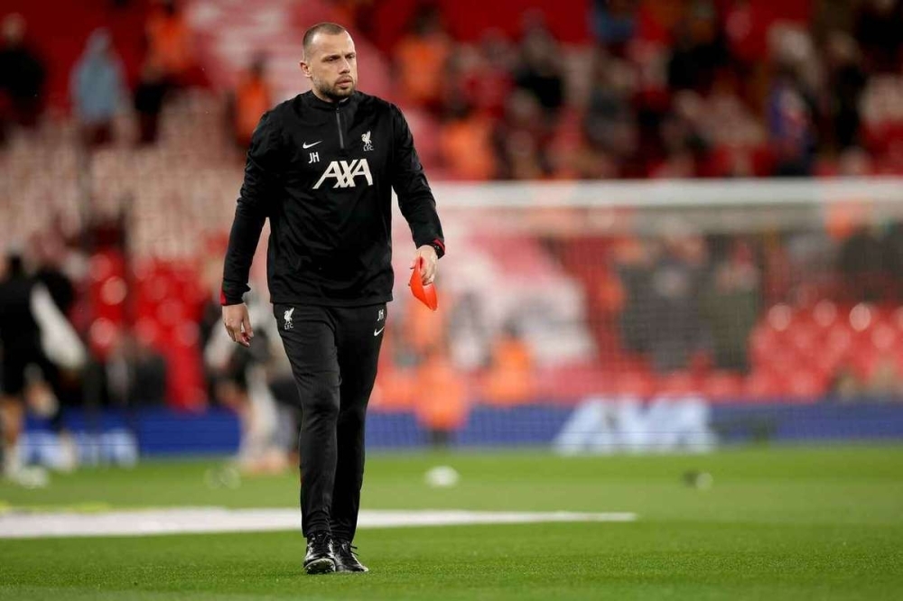 John Heitinga named Ajax head coach, replacing Farioli after title chase collapse
