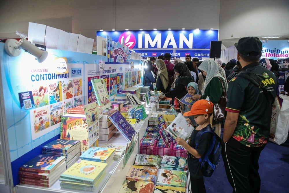 What are Malaysians reading? English books shine, but BM titles thrive locally