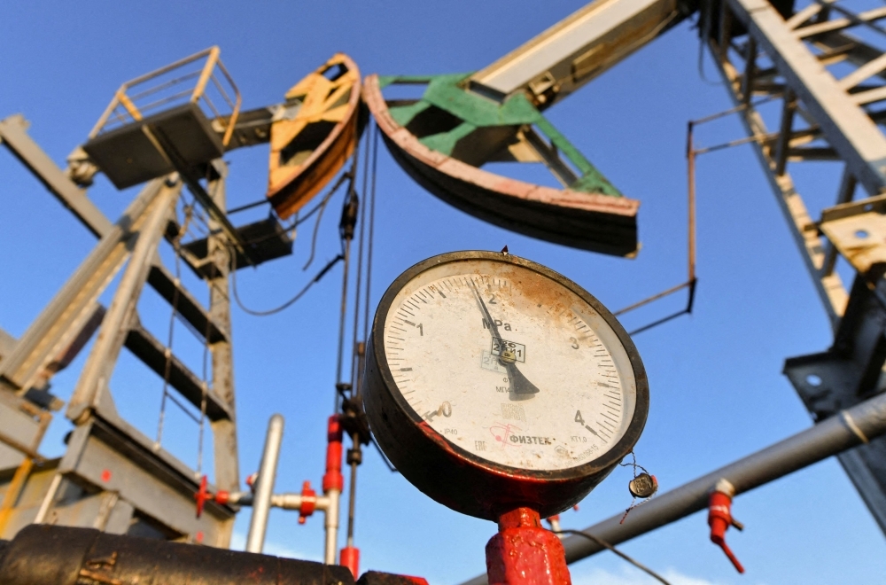 Oil slides below US$65 bringing inflation relief — and trouble for producers