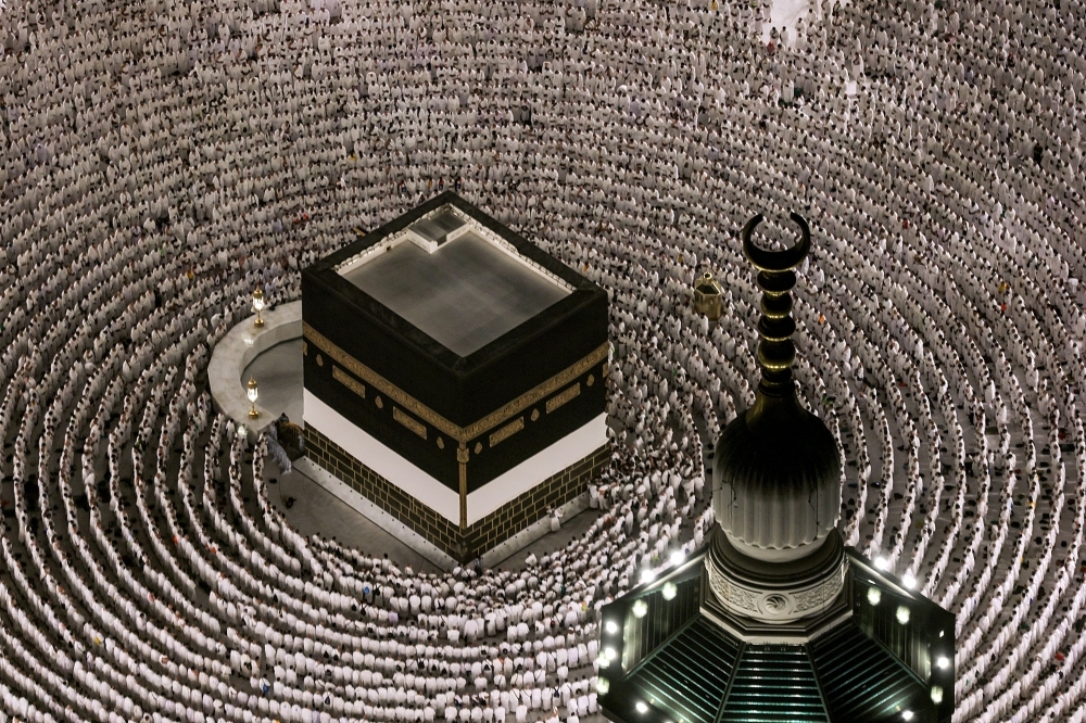 World's largest cooling system powers up for Haj pilgrims at Mecca's Grand Mosque