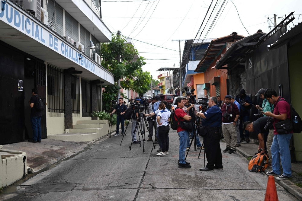 After 42 years, El Salvador convicts ex-military over Dutch journalists' deaths in civil war ambush