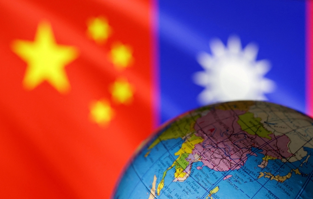 China offers bounty for alleged Taiwan-linked hackers, ramps up cyber war claims