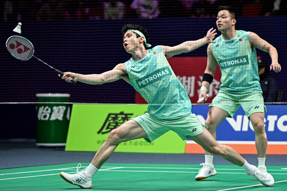 Danes stun Aaron Chia-Soh Wooi Yik in early Indonesia Open exit