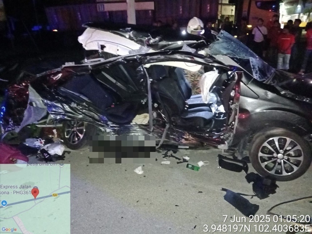 Midnight crash in Jerantut kills five family members, three others injured in two-vehicle collision