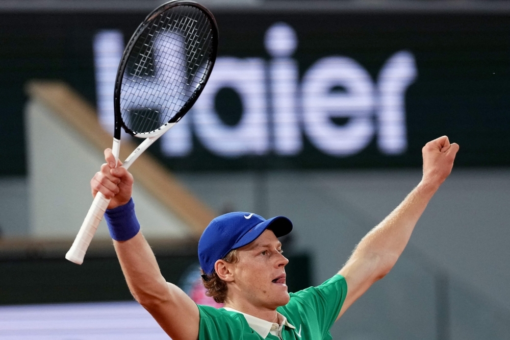 Sinner stuns Djokovic to set up French Open final clash with Alcaraz