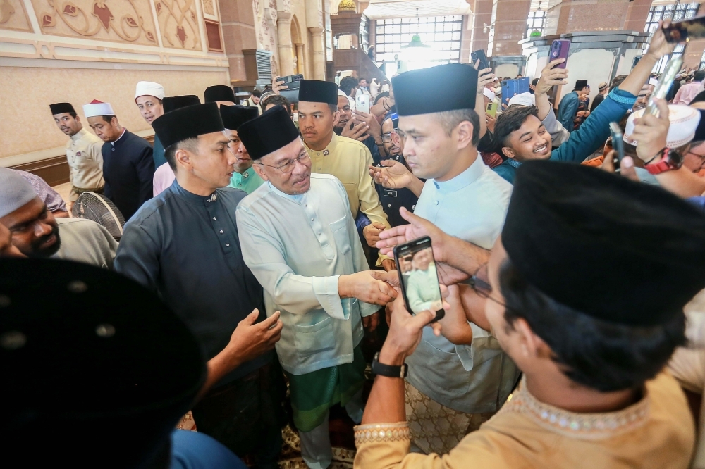 Asean leaders to deliberate Pakistan's bid for full dialogue partner status, says Anwar