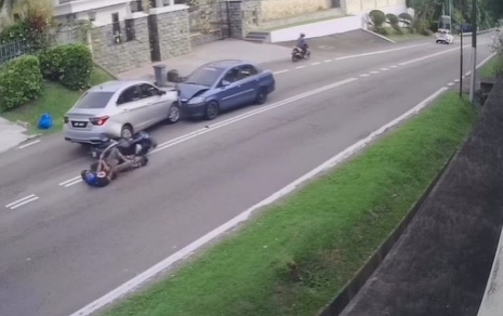 Driver high on meth crashes head-on into car in Kluang; Johor police confirm arrest