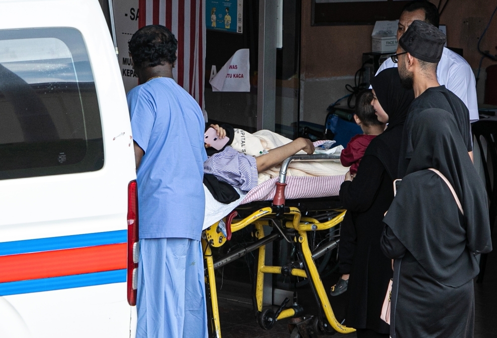 Fifteen victims of UPSI bus crash still being treated in hospital, says Perak health director