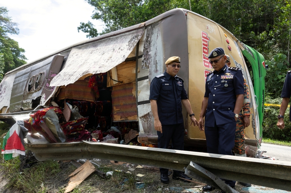 Perak police advise bus driver in UPSI crash to hold off on public comments pending probe; dashcam footage of accident sent for analysis