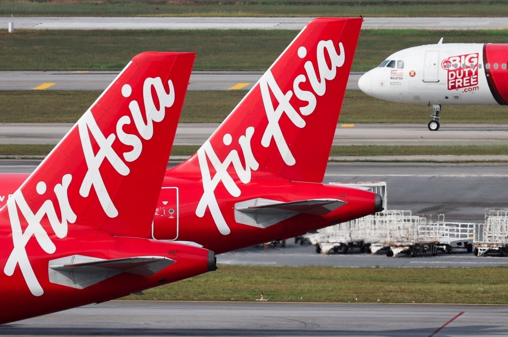 AirAsia in talks for 100-plane Airbus deal ahead of Paris Airshow
