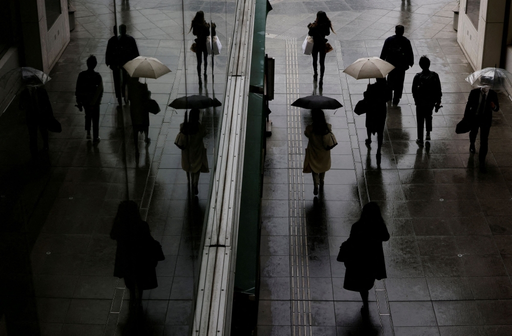 UK economy shrinks by the most in nearly two years, Office for National Statistics says