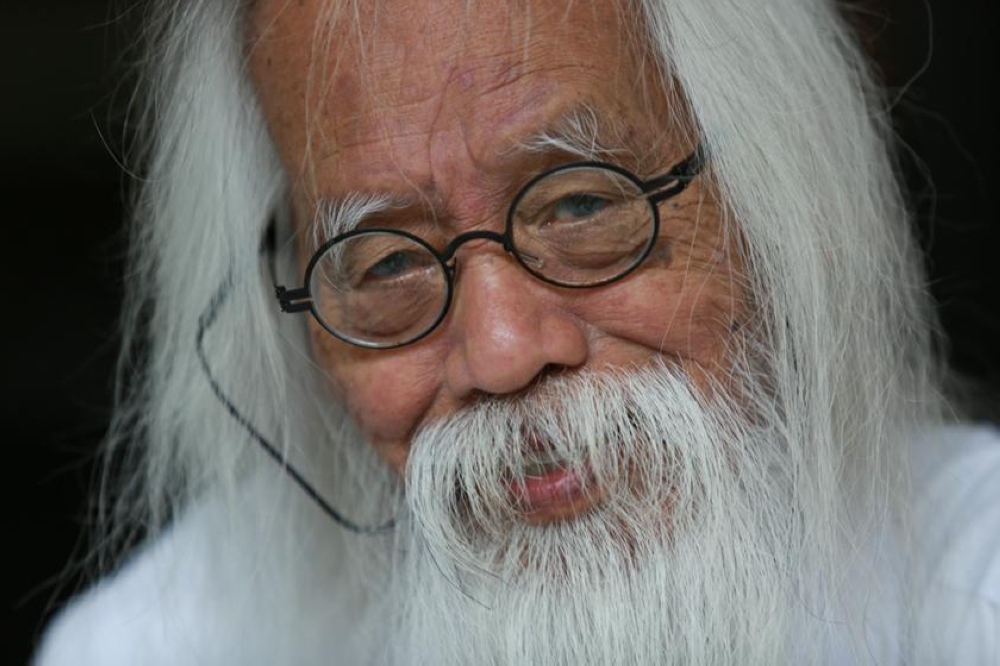 National Laureate A. Samad Said turns 90, but the ink still flows