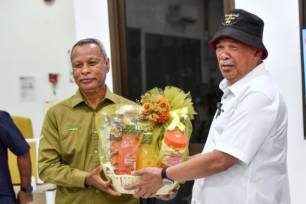 Mat Sabu: Iran impact on Malaysia's food supply low as key imports are from India, China and Asean