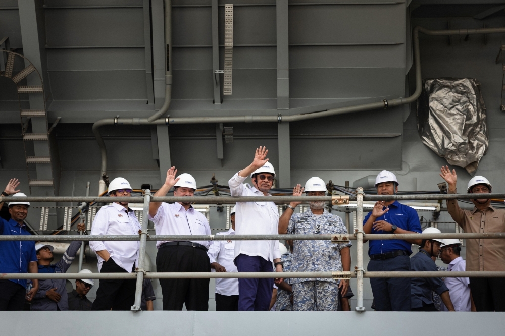 From drug abuse to jobs, Anwar wants ministers, MPs to directly engage with grassroots to close policy gap