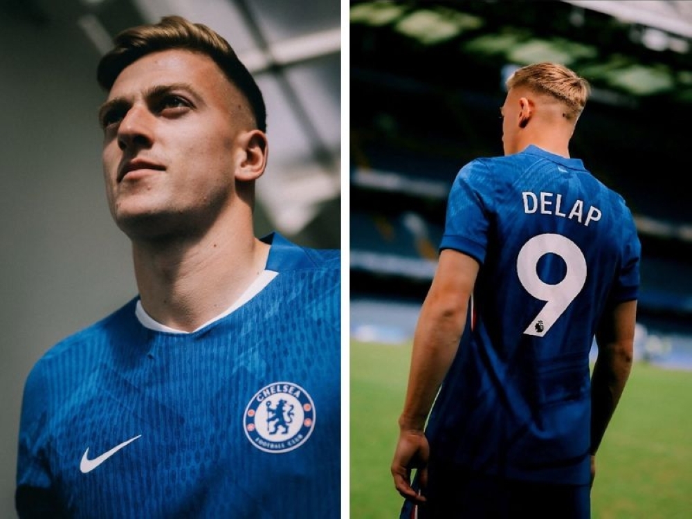 ‘We like Liam, Liam likes us': Chelsea boss confident new signing Delap can succeed Harry Kane for England