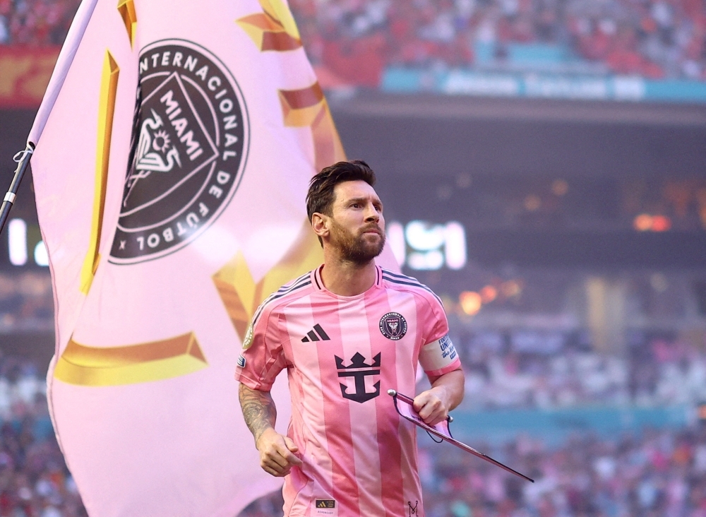 Messi mania fuels Club World Cup buzz, but Bayern's 10-0 thrashing highlights quality gap