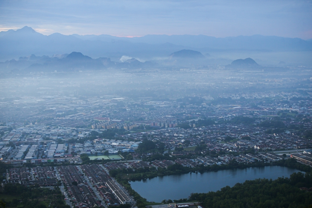 Mystery boom rattles Chemor, Chepor and Tanah Hitam; Ipoh cops investigating