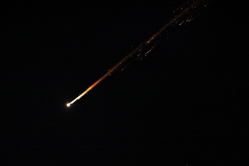 Iran strikes Tel Aviv with hypersonic missiles as Trump demands ‘unconditional surrender'