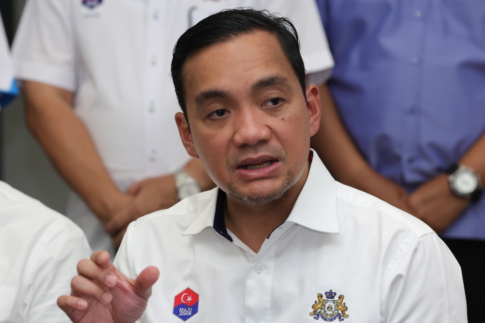 MB: Johor, Grab in talks to ease Malaysia-Singapore travel under revamped cross-border deal
