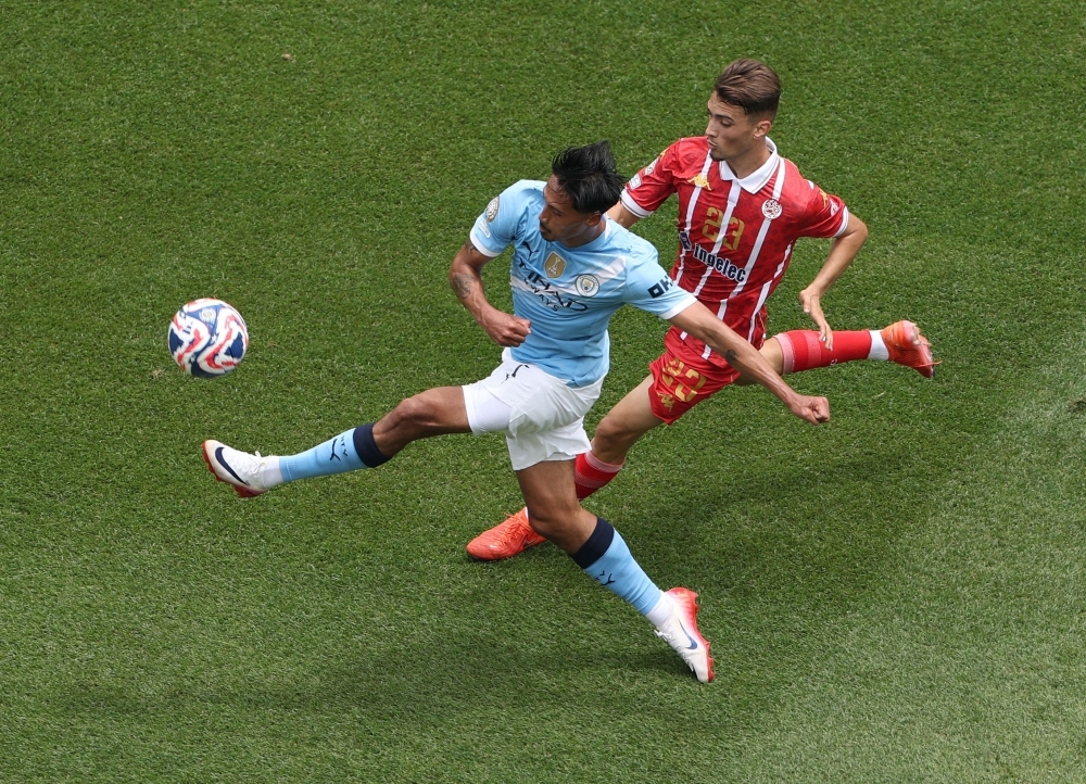 Premier League fines Man City £1m for repeated kick-off delays
