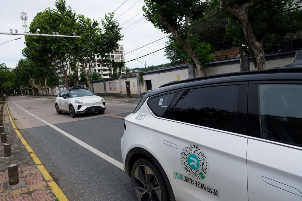 Report: Baidu's Apollo Go robotaxis may hit Malaysia, Singapore roads in 2025