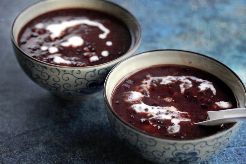 Best of both worlds: Red bean and black glutinous rice ‘tong sui' is sweet and creamy, nutty and utterly comforting