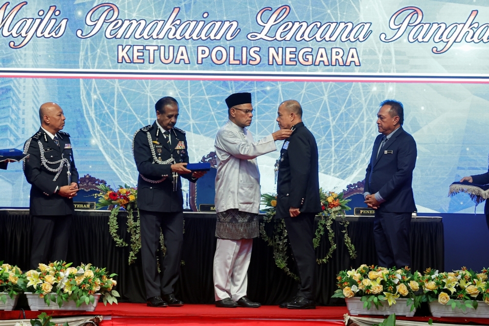 Police slam ‘irresponsible, damaging' report linking new IGP Mohd Khalid to PKR, say won't tolerate attempt to undermine force