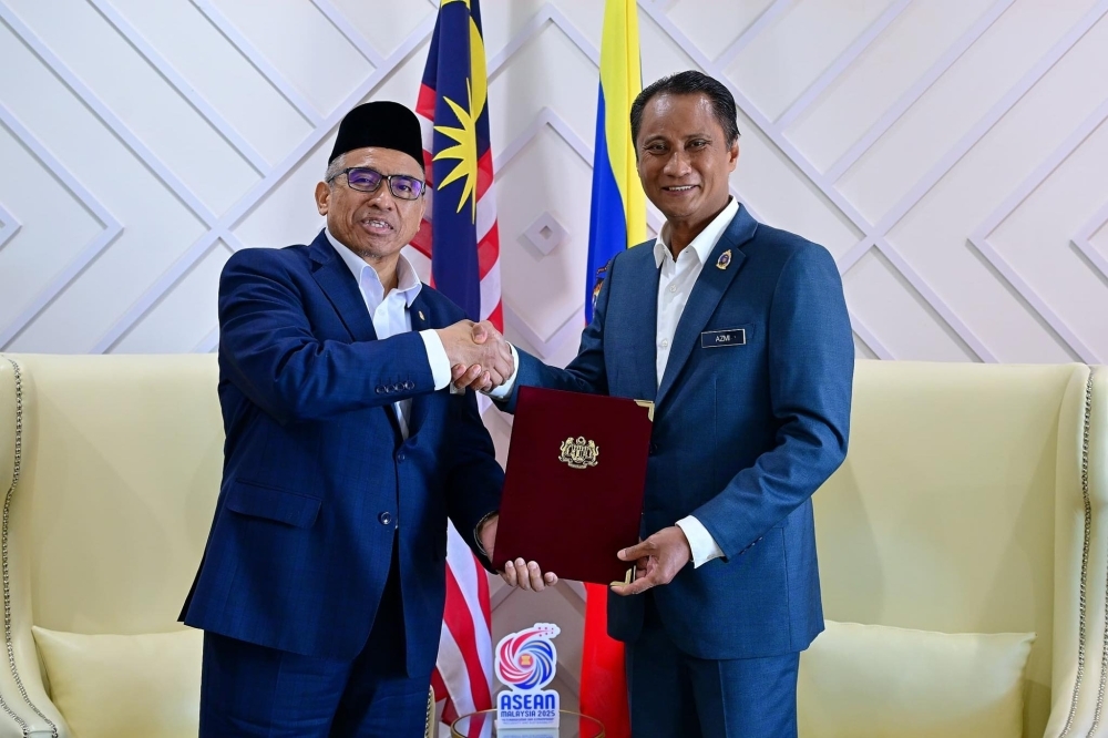 Azmi Rohani appointed Comptroller of the Royal Household, effective July 1