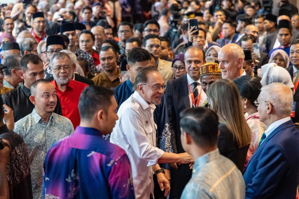 At Asean Symposium, Anwar warns against elitism and moral decline