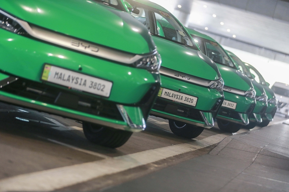 Can you hail a Grab EV outside KLIA? It's luck of the draw, but here's how