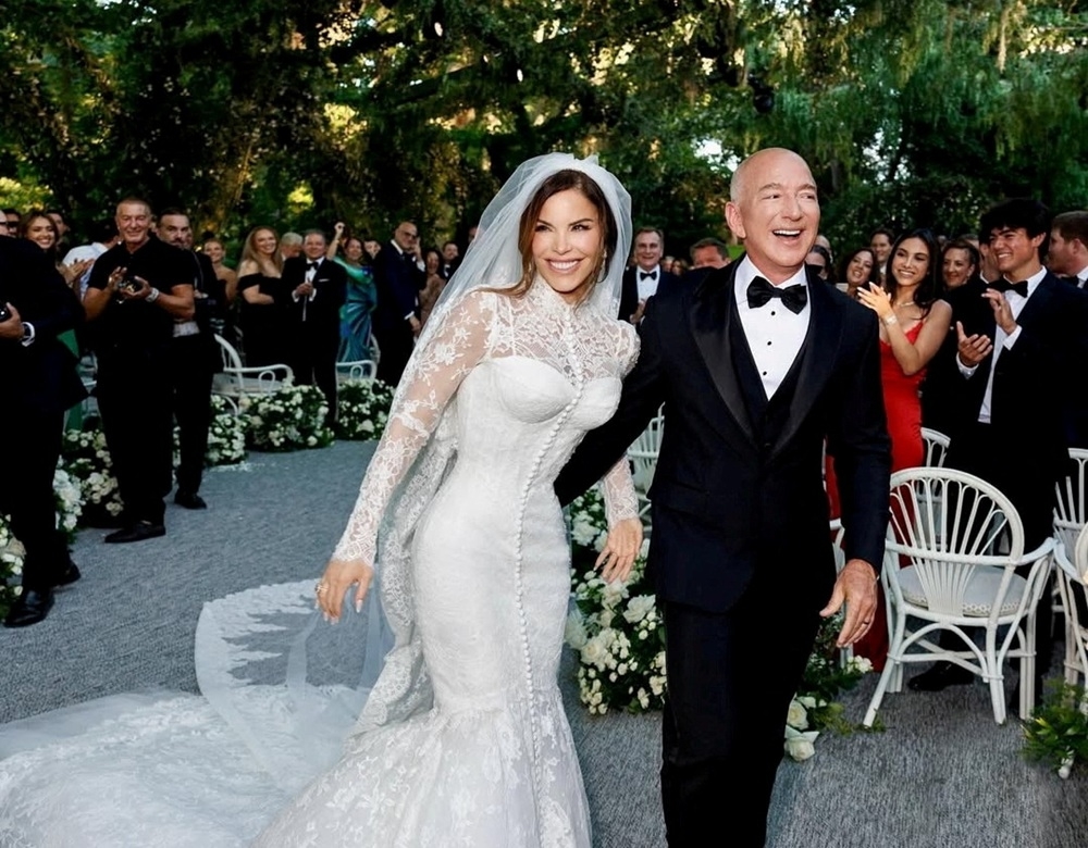 Inside Bezos and Sanchez's multimillion-dollar wedding: Venice venues, VIP guests and star power