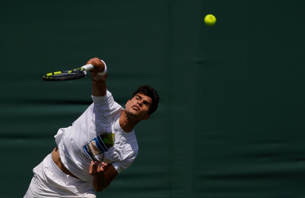 Alcaraz eyes Wimbledon hat-trick, Sabalenka seeks redemption as Grand Slam begins