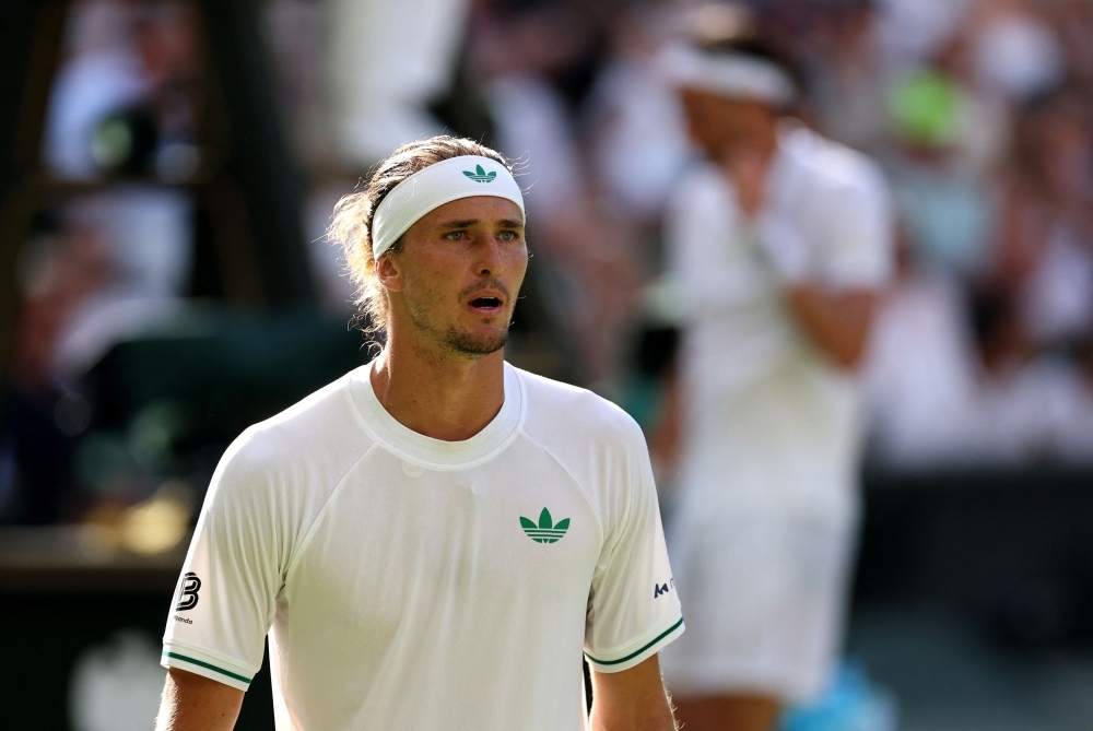 ‘Empty' and ‘alone', Zverev mulls therapy after Wimbledon shock exit