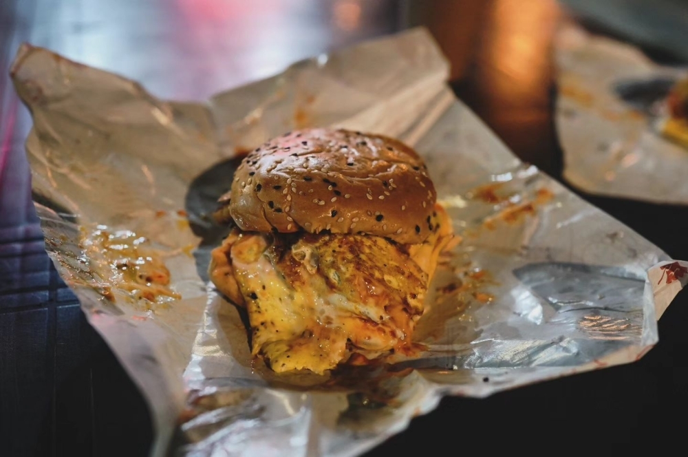 Ramly Burger, ice supplier postpone price hikes after Domestic Trade Ministry steps in, says Armizan