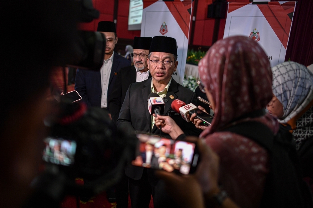 Mohd Naim calls for tighter regulation of independent Islamic preachers amid sex video scandal